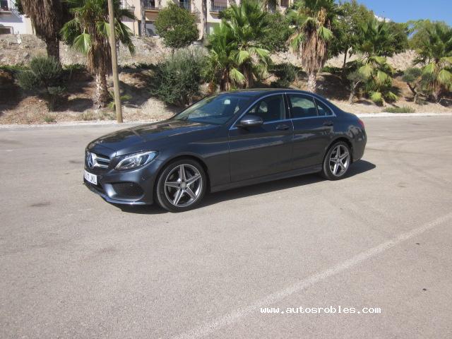 Coche MERCEDES-BENZ